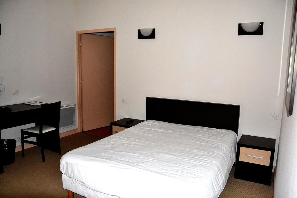 Hotel Les Benedictins Limoges Room photo
